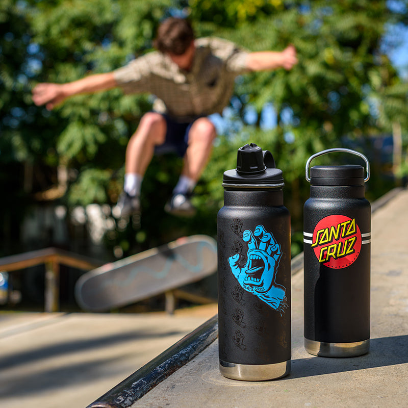 32oz-tkwide-with-chug-cap-santa-cruz-screaming-hand-b8 32oz_20oz_water_bottles_santacruz_skater_ramp_square.jpg