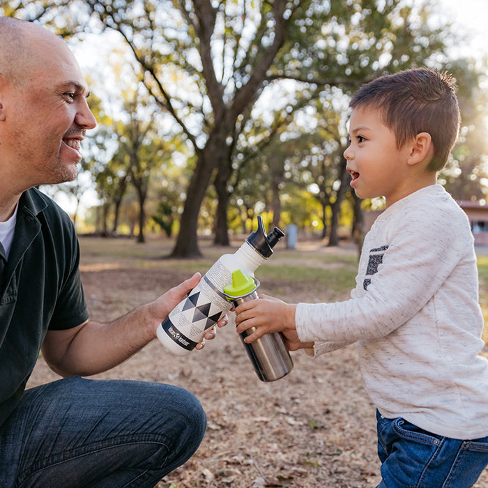 classic-kid-sippy-cap-g7 K12CNSIPPY-BS-sippy_cap_dad_lifestyle.jpg