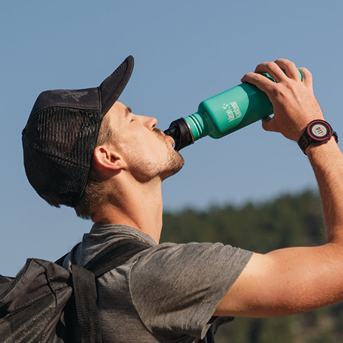 classic-sport-cap-z7 K27CPPS-SC-sport_cap_drinking_lifestyle.jpg