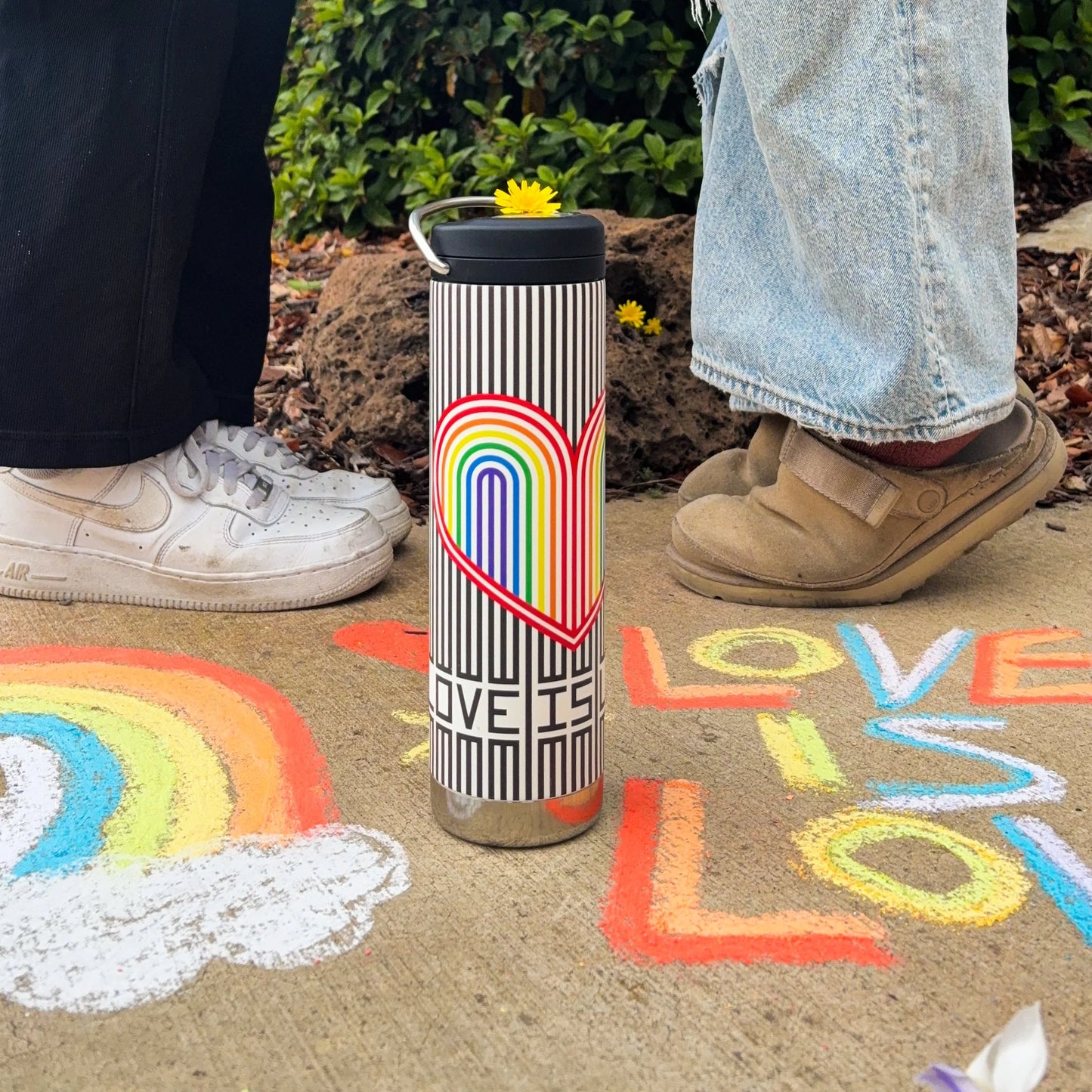 20oz-tkwide-with-twist-cap-pride-stripes-u2 Pride-2.webp