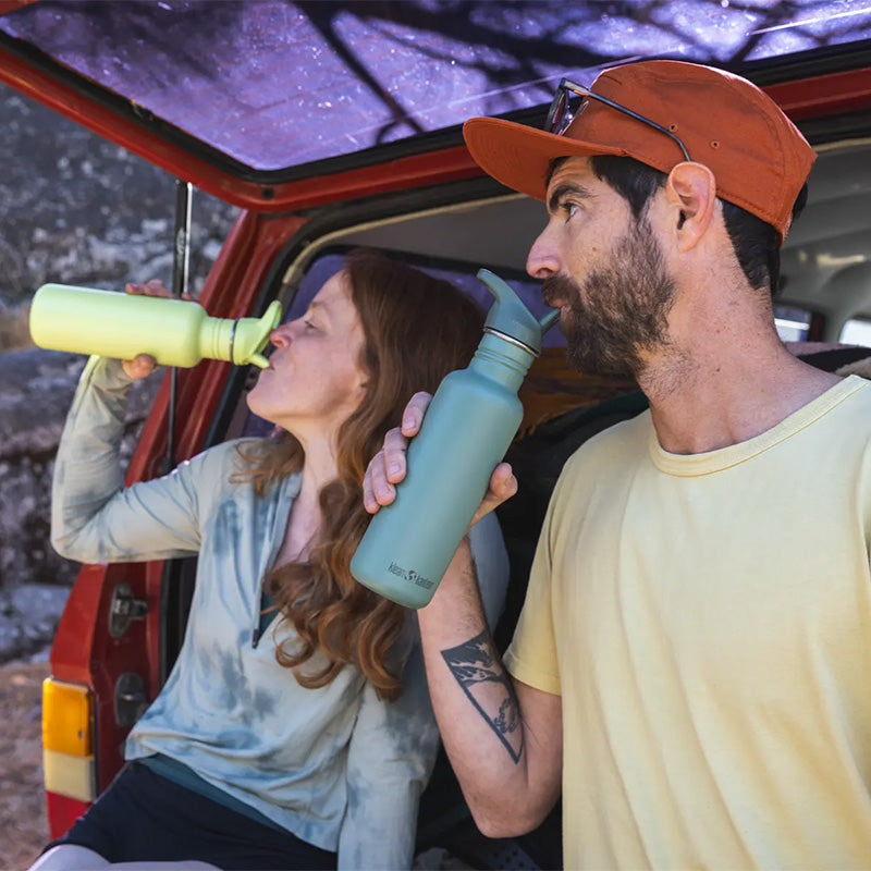 classic-flip-seal-sport-cap-u8 classic_27oz_flip_seal_couple_tailgate_tip-sip_square.jpg