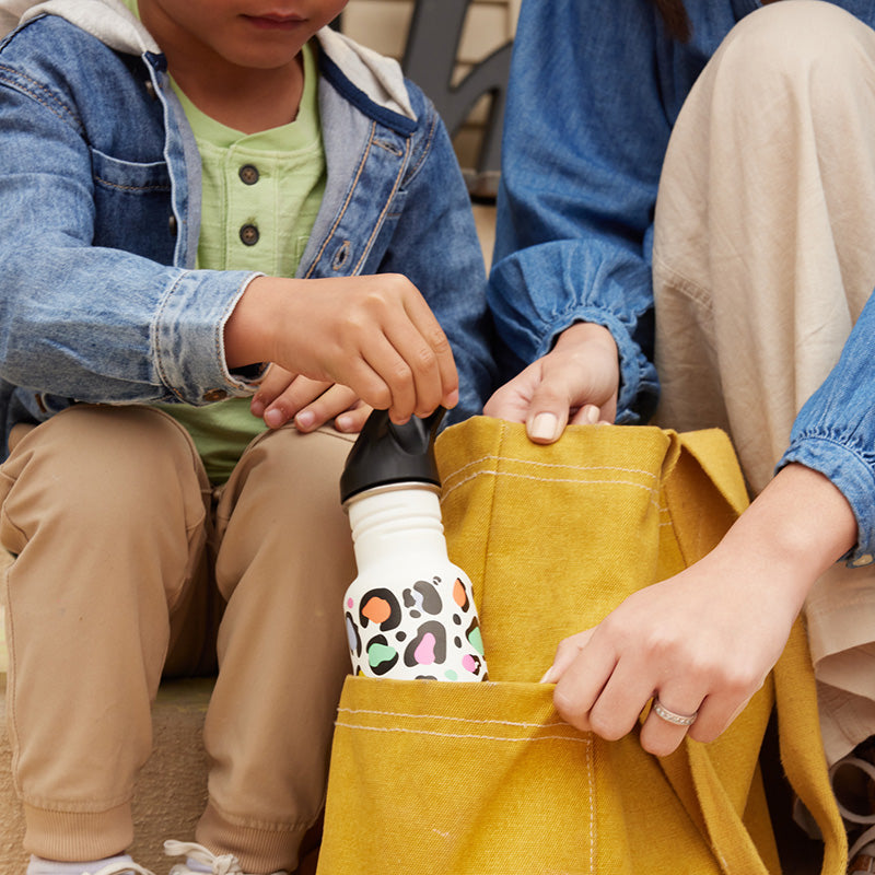 12oz-kid-s-classic-with-flip-seal-sport-cap-l8 kid_sport_flip_seal_12oz_bag_pull_square.jpg