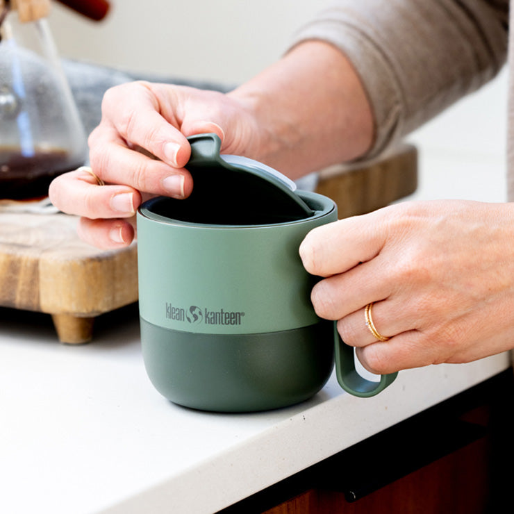 flip-lid-q1 rise_flip_lid_large_coffee_mug.jpg
