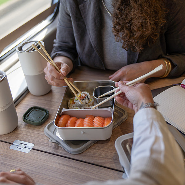 55oz-rise-food-box-big-meal-c8 rise_food_lunch_box_big_meal_tofu_sushi_share_square.jpg