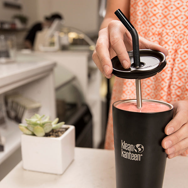 tumbler-straw-lid-with-straw-t3 steel_straw_smoothie-At-Counter-With-Lid_lifestyle_a071dbd2-9fd8-4eea-b04c-2a3732ff8612.jpg