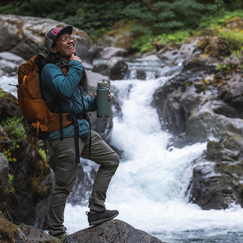 32oz-tkwide-with-twist-cap-h1 tkwide_32oz_insulated_bottle_twist_backpack_river_guy_square.jpg